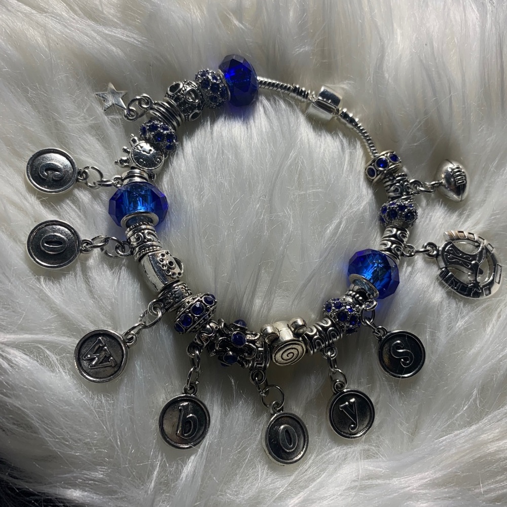 Fabdora Cowboy Bracelet